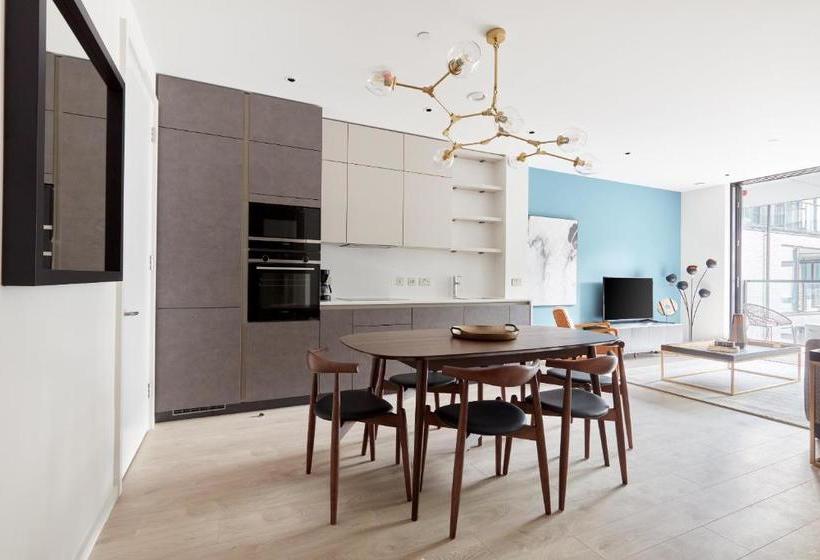 Sonder At Britain Quay