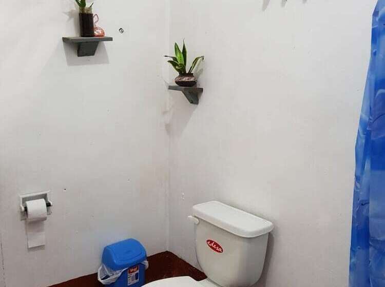 هاستل Urcututo House Iquitos