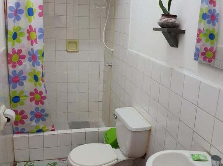 هاستل Urcututo House Iquitos