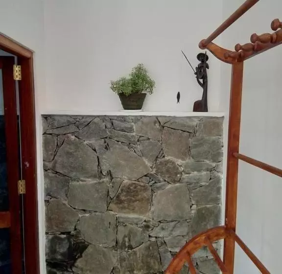 Aamiaismajoitus (B&B) Mandara Rest