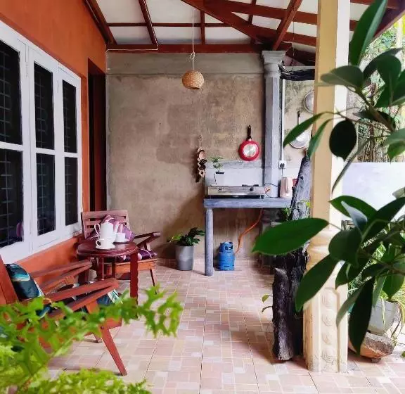 Aamiaismajoitus (B&B) Mandara Rest