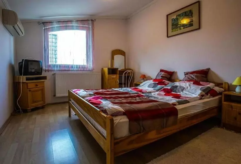 Kis Gast Panoráma Apartman