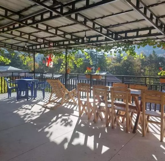 پانسیون Guesthouse Saba