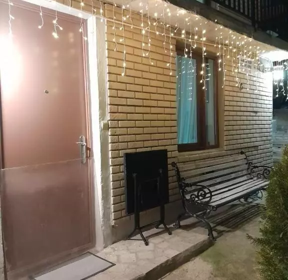 پانسیون Guesthouse Saba