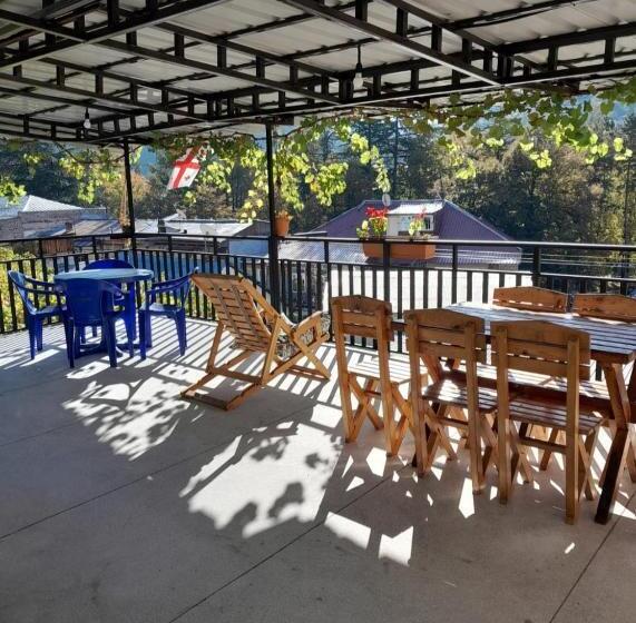 پانسیون Guesthouse Saba