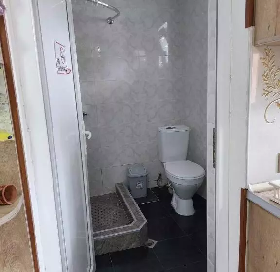 پانسیون Guesthouse Saba