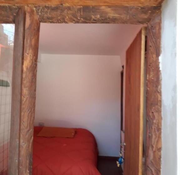 פנסיון La Casa De Violeta