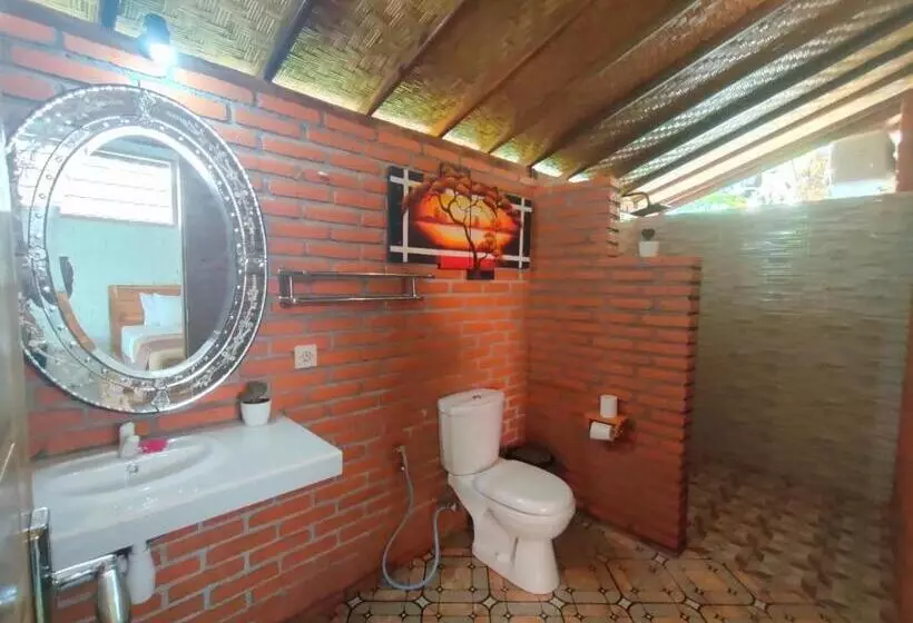 ペンション The Lumbung Tejakula