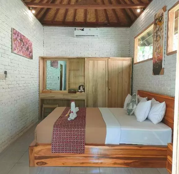 ペンション The Lumbung Tejakula