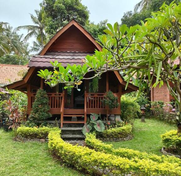 펜션 The Lumbung Tejakula