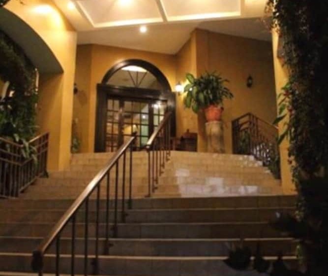 Aparthotel La Cordillera