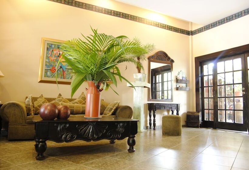 Aparthotel La Cordillera