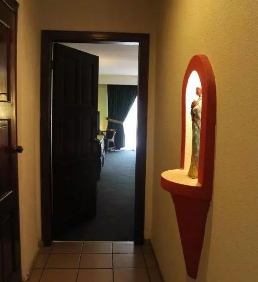 Aparthotel La Cordillera