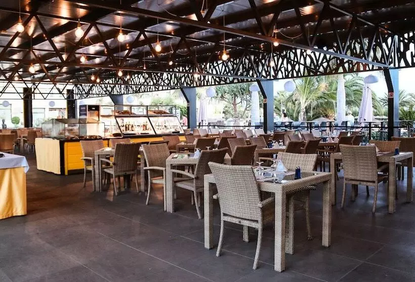 هتل Beatriz Playa & Spa