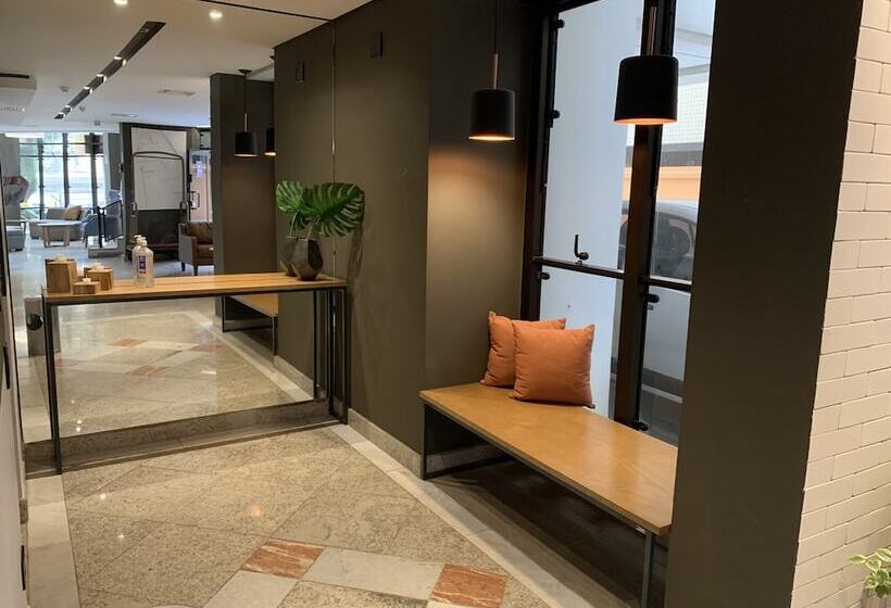 酒店 Cosmopolitan Praia Flat