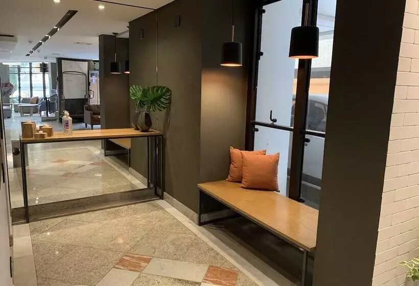 호텔 Cosmopolitan Praia Flat