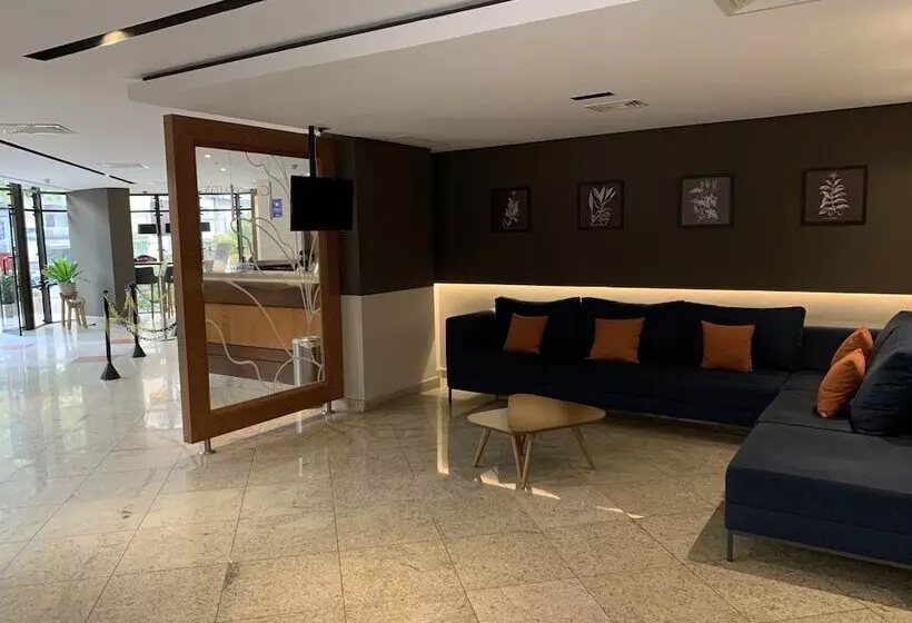 호텔 Cosmopolitan Praia Flat