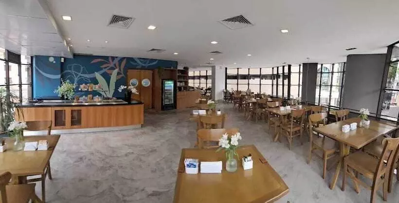 호텔 Cosmopolitan Praia Flat