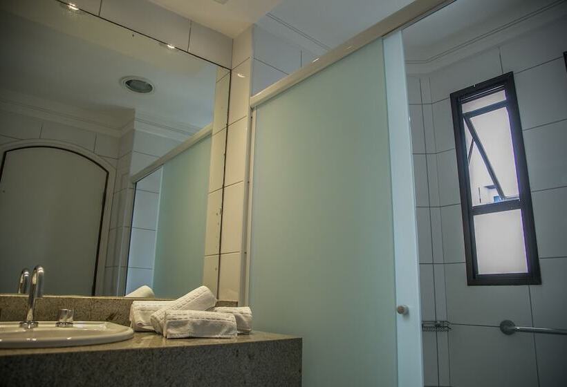 酒店 Cosmopolitan Praia Flat