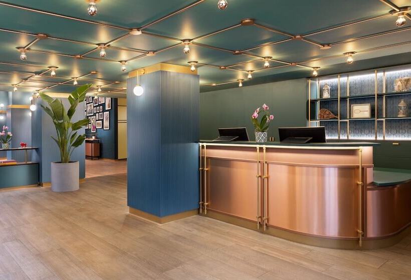 Отель Duo Milan Porta Nuova, A Tribute Portfolio