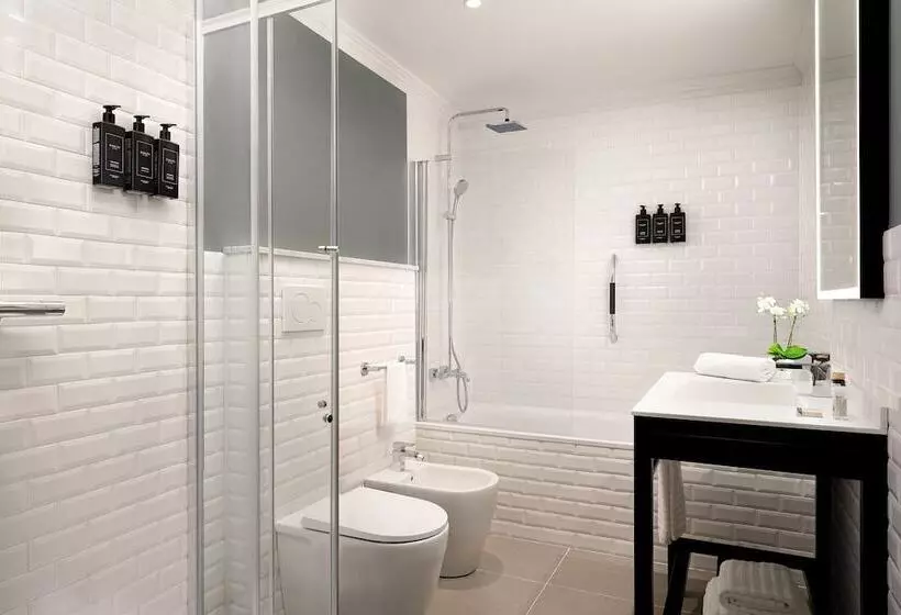 هتل Duo Milan Porta Nuova, A Tribute Portfolio