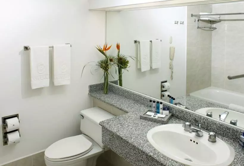 Отель Estelar Altamira