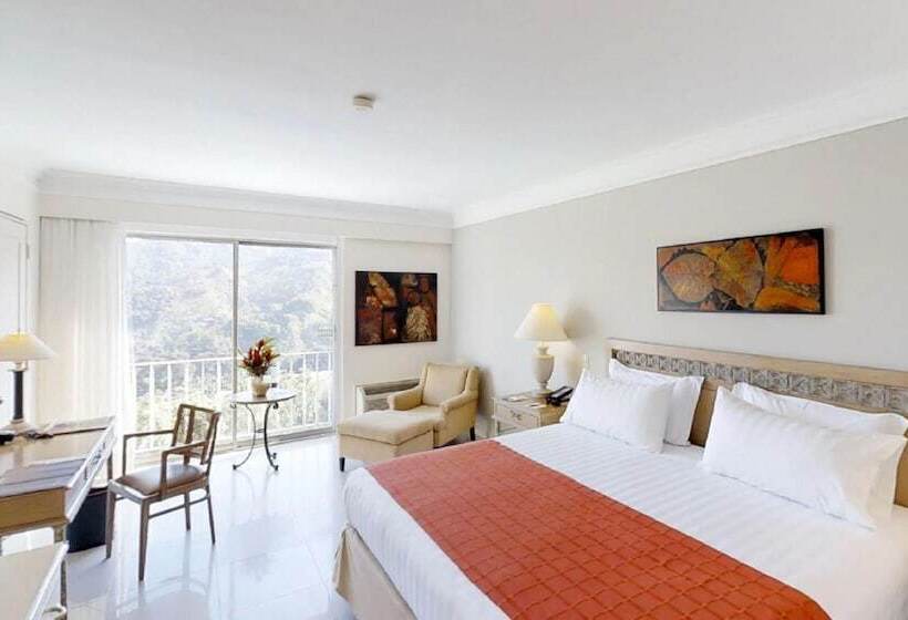 هتل Estelar Altamira