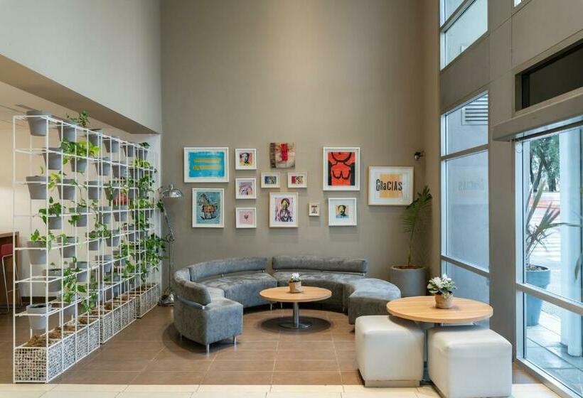 هتل Ibis Buenos Aires Congreso