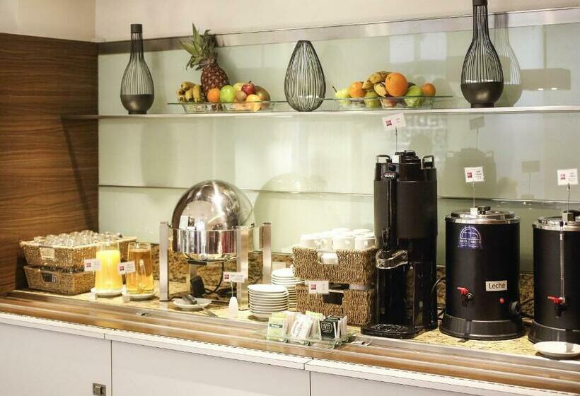 هتل Ibis Buenos Aires Congreso