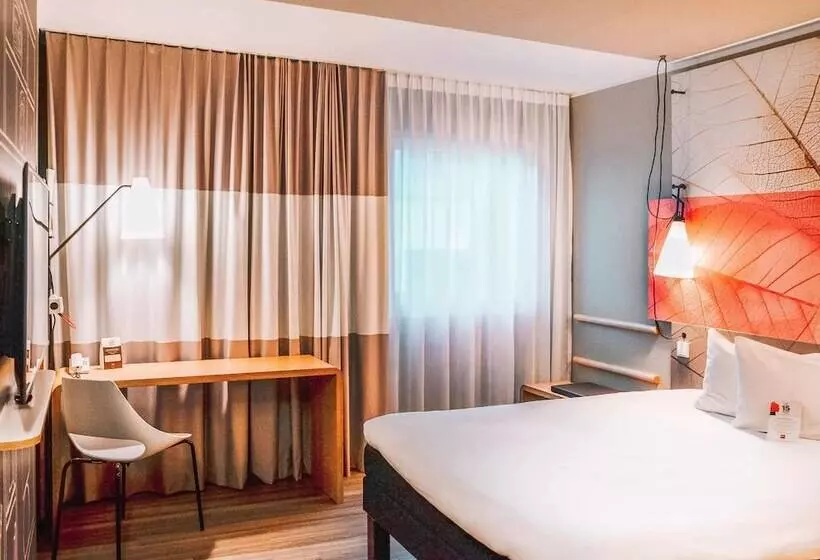 Ibis Hotel Frankfurt Airport