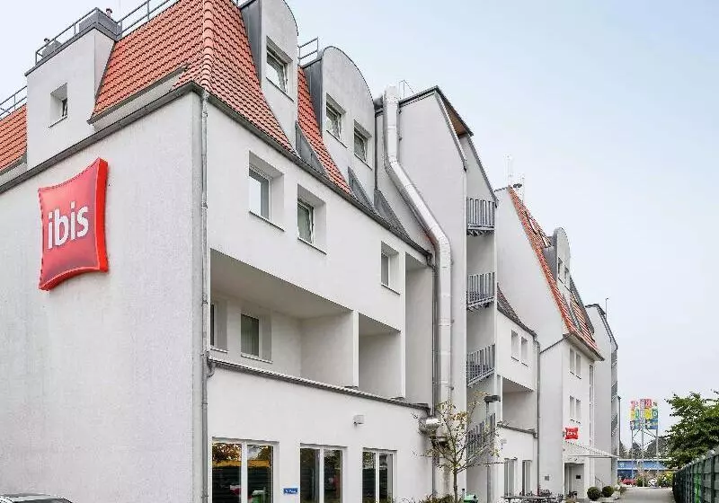 Ibis Hotel Frankfurt Airport