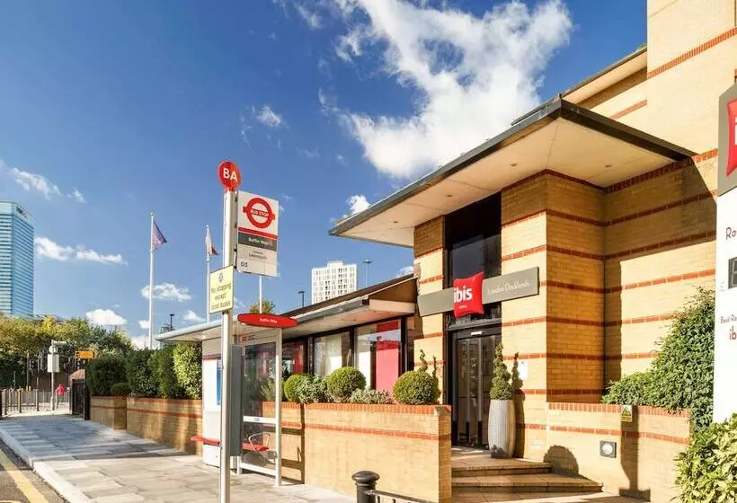 Отель Ibis London Docklands Canary Wharf