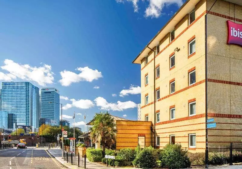 Отель Ibis London Docklands Canary Wharf