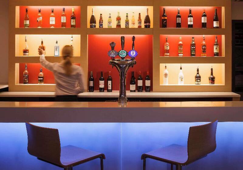 Otel Ibis London Docklands Canary Wharf