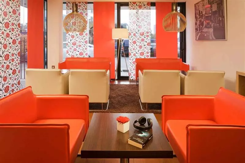 Отель Ibis London Docklands Canary Wharf