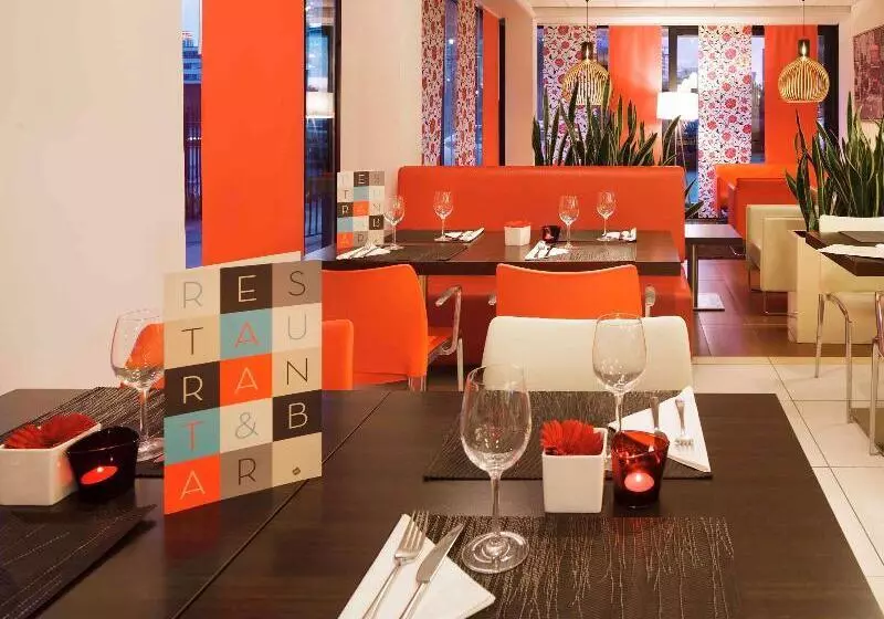 Отель Ibis London Docklands Canary Wharf