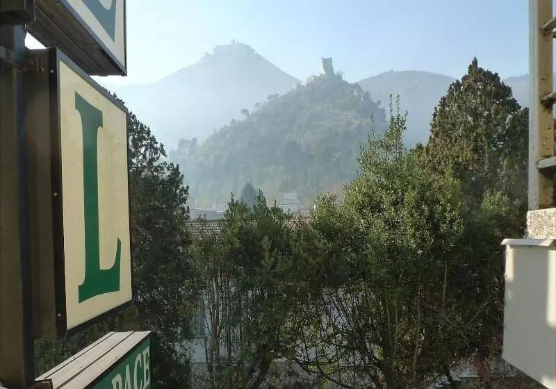 Отель La Pace  Experience