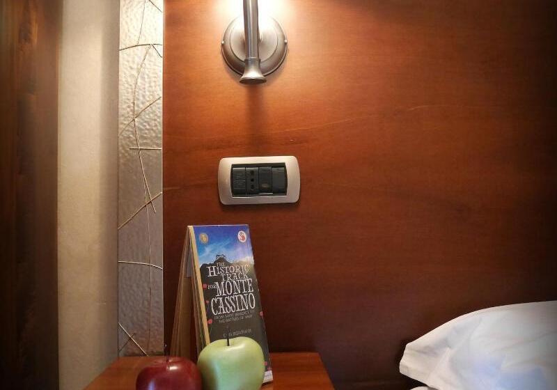 בית מלון כפרי La Pace  Experience