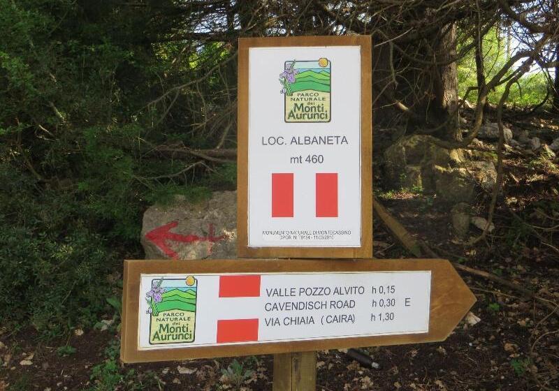 בית מלון כפרי La Pace  Experience