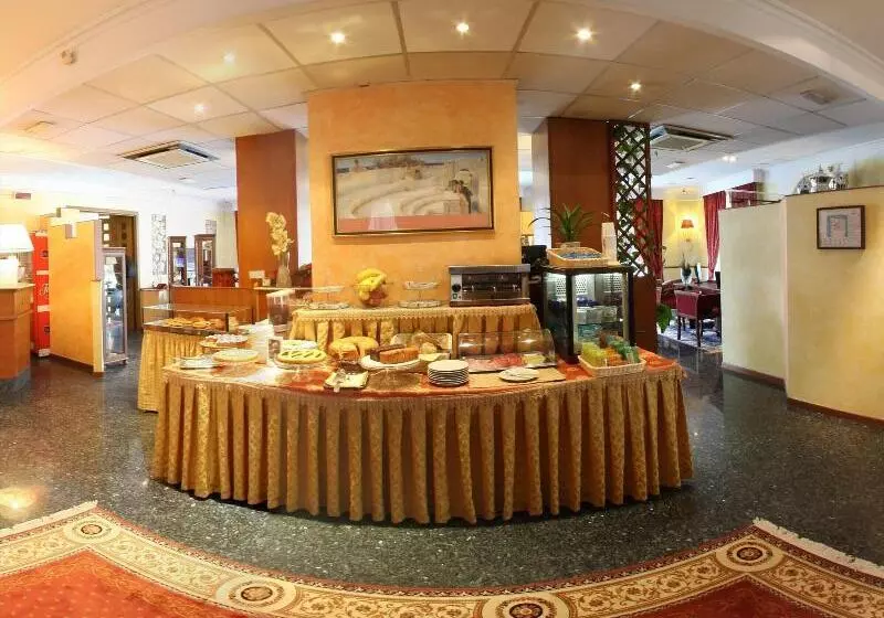 Отель La Pace  Experience