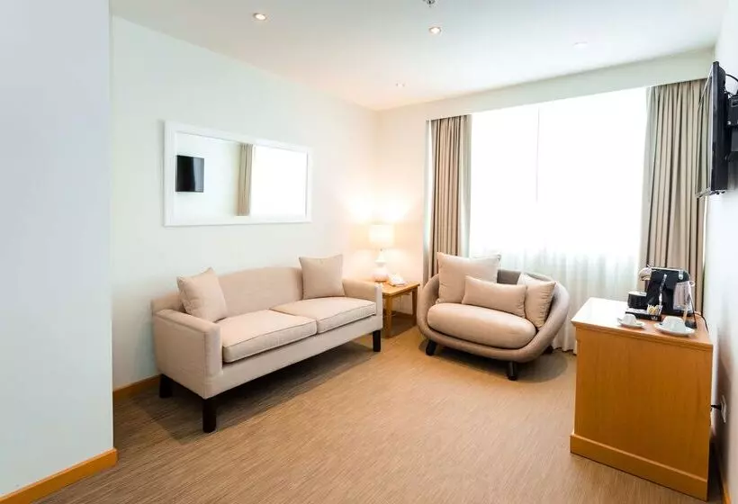 Отель Melia Lima