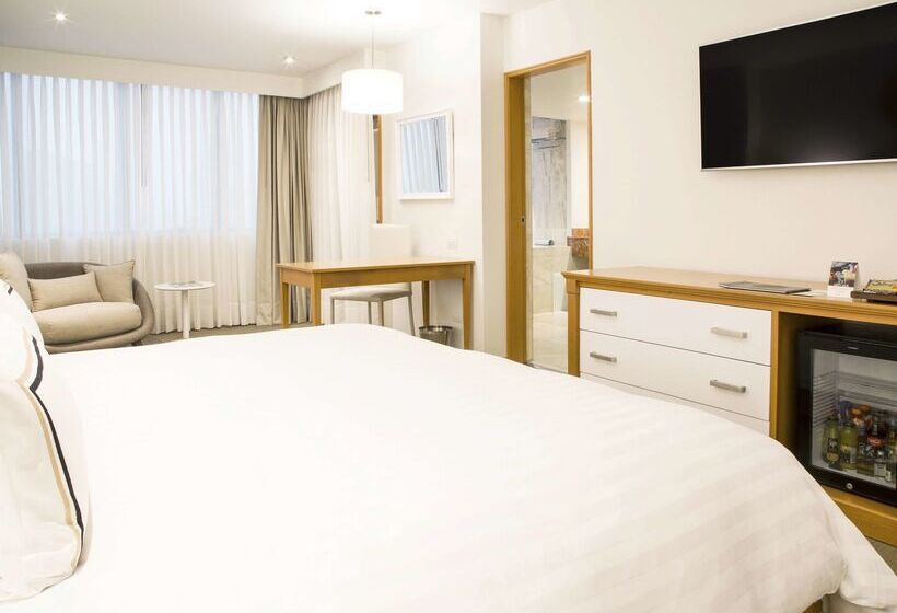 Отель Melia Lima