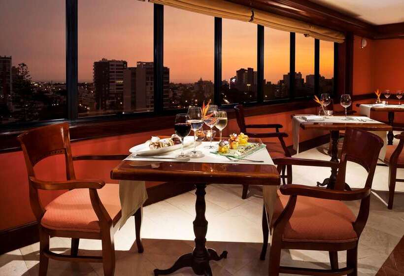 Отель Melia Lima