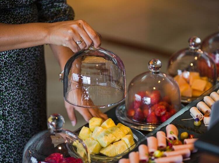 Отель Melia Lima