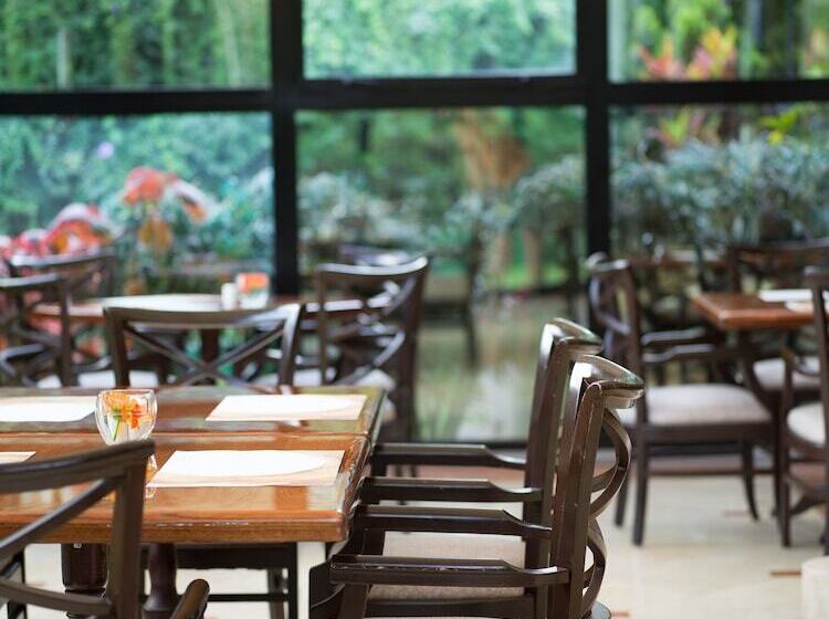 Отель Melia Lima