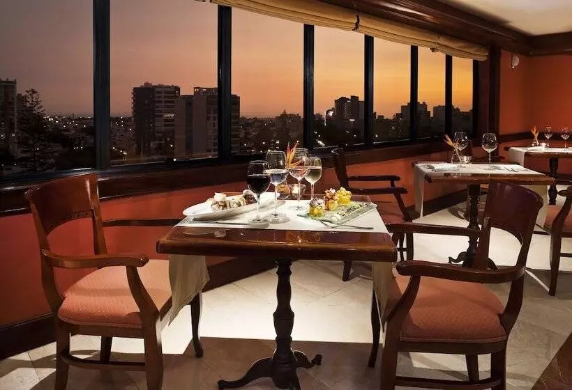 Отель Melia Lima