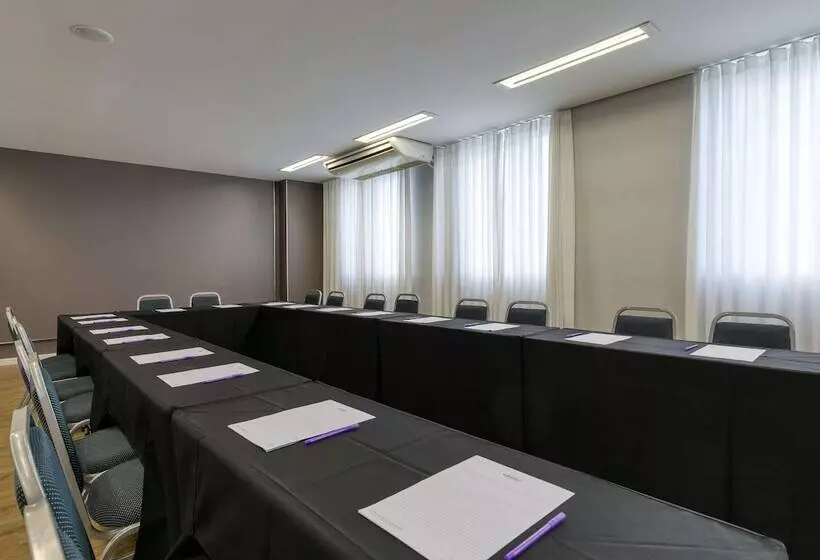 ホテル Mercure Belo Horizonte Savassi