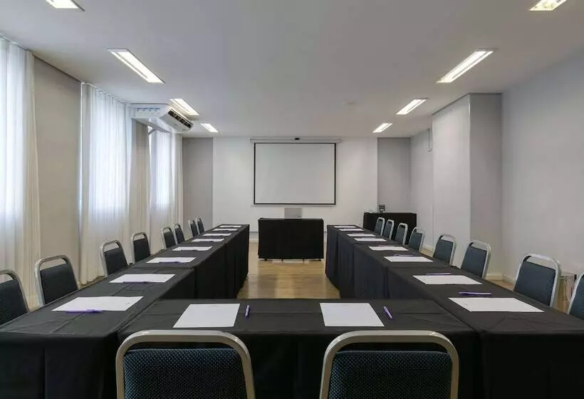 ホテル Mercure Belo Horizonte Savassi