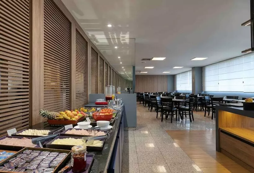 ホテル Mercure Belo Horizonte Savassi