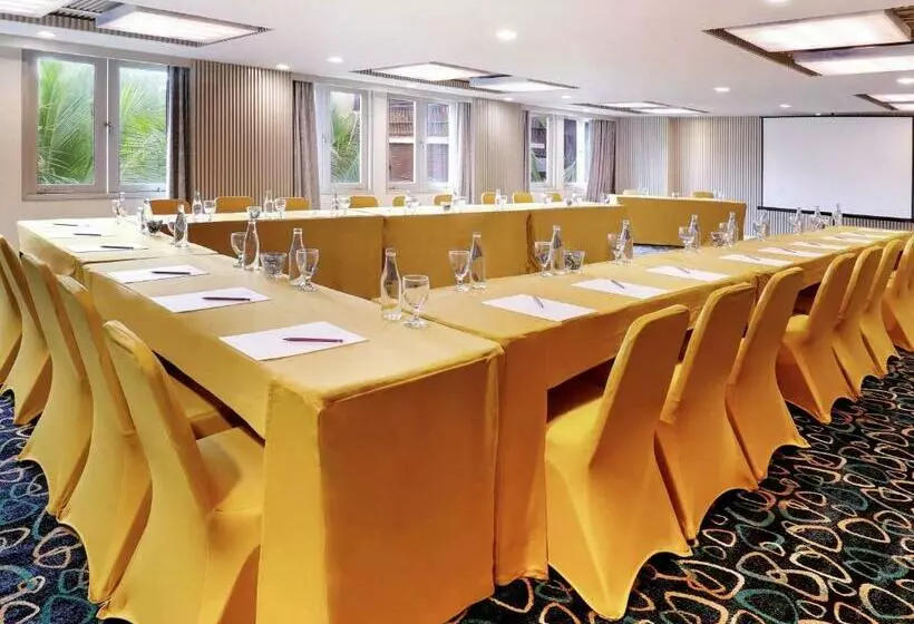 酒店 Mercure Kuta Bali